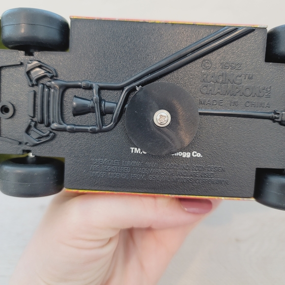 Racing Champions 1:24 1994 Diecast Car #5 - Picture 8 of 14